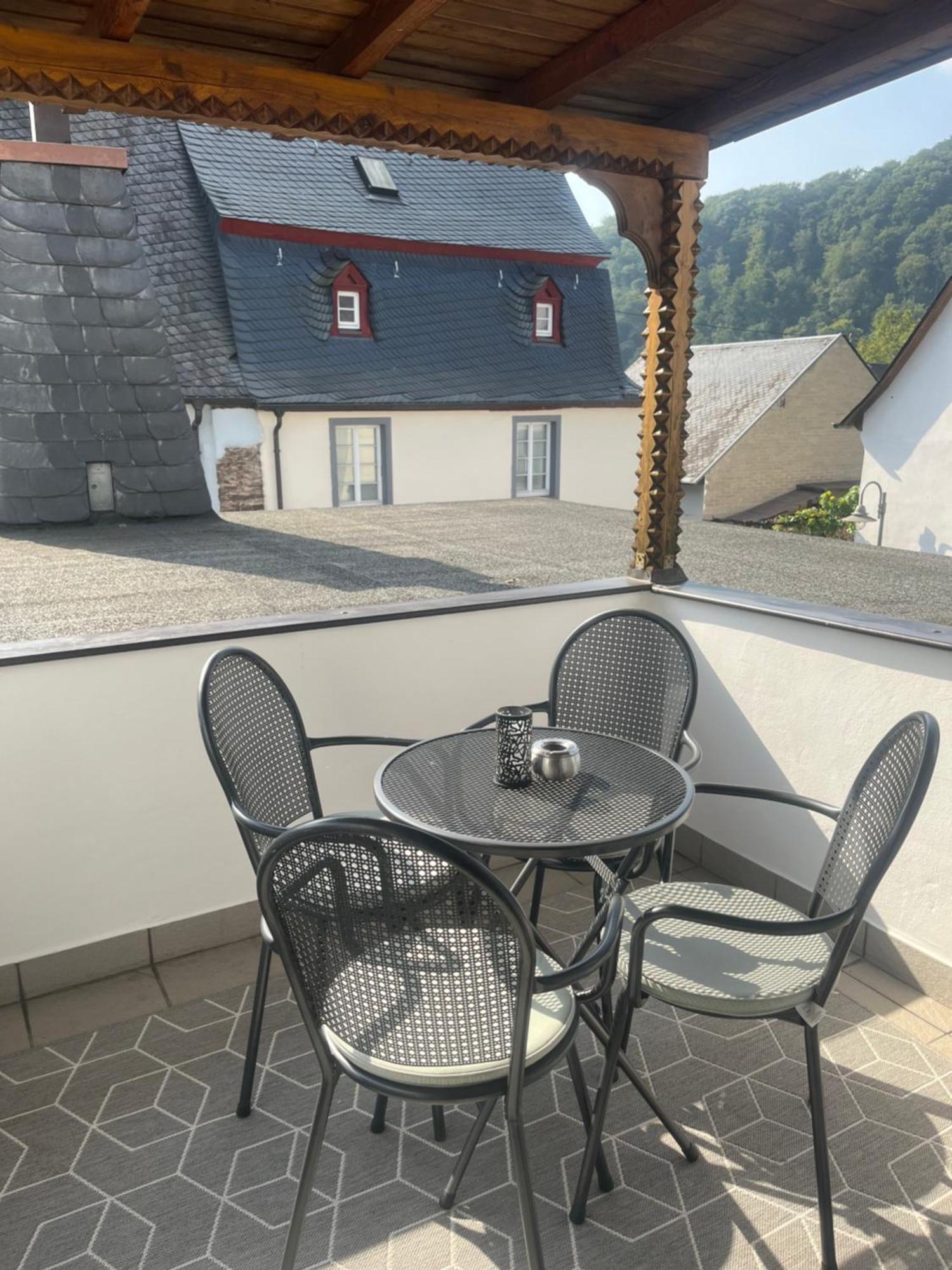 Wein- Und Gaestehaus M. Bai 메세니흐 외부 사진