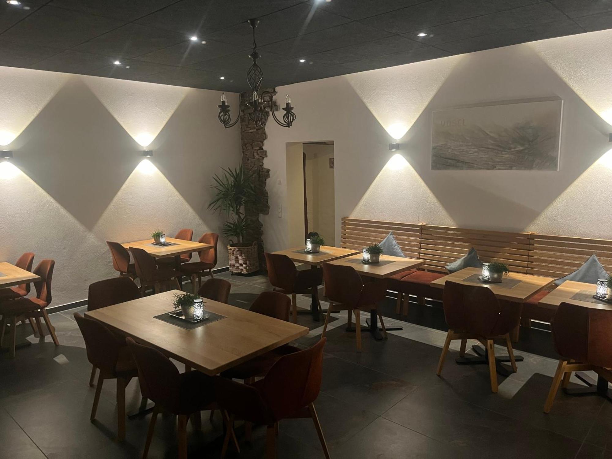 Wein- Und Gaestehaus M. Bai 메세니흐 외부 사진