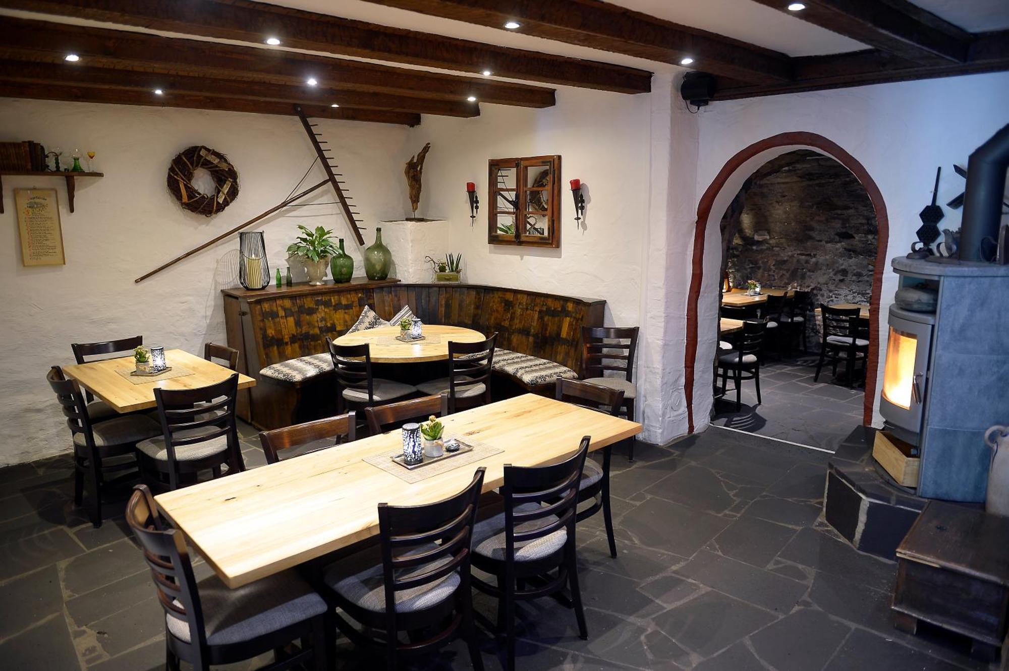 Wein- Und Gaestehaus M. Bai 메세니흐 외부 사진