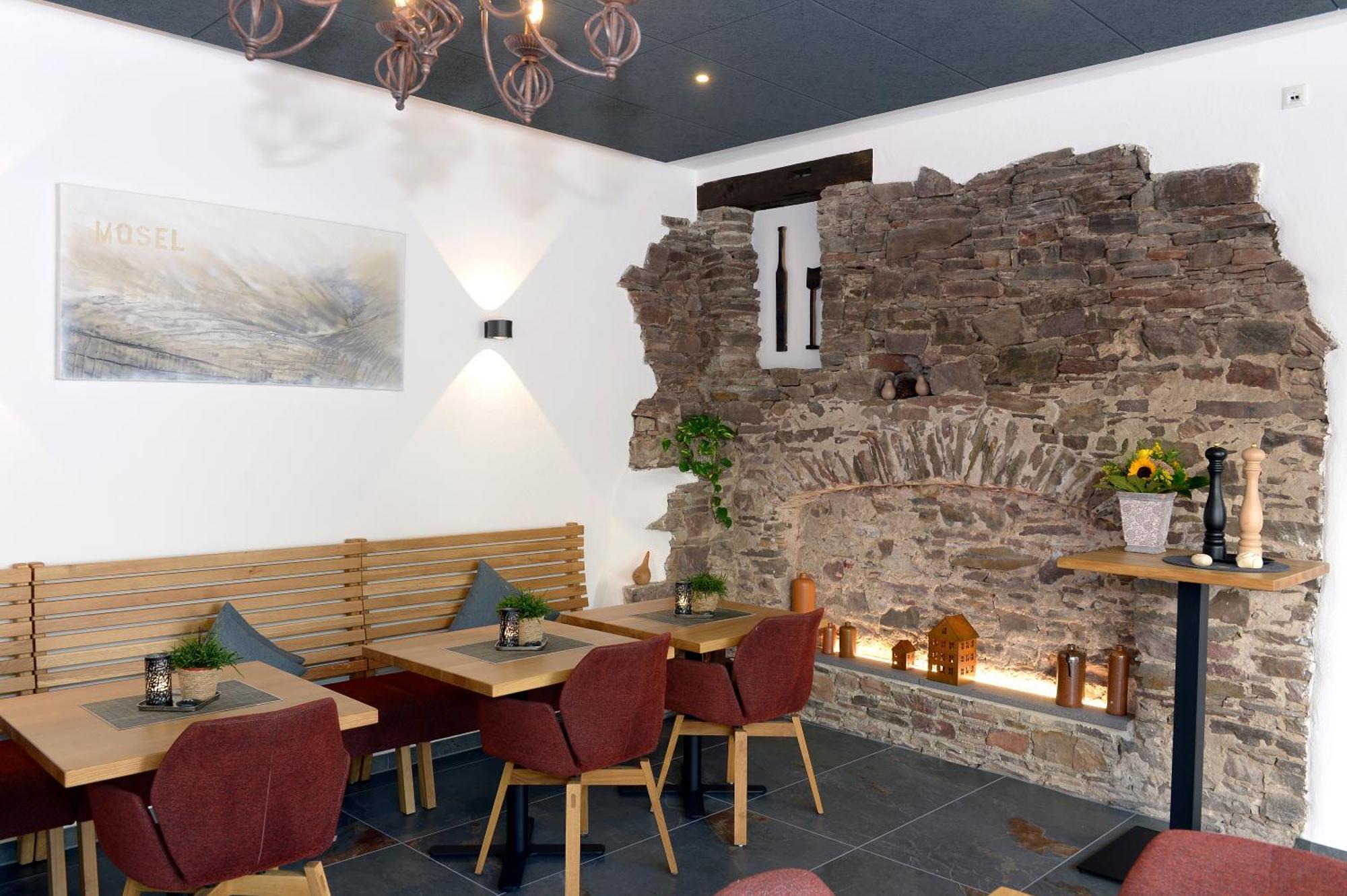 Wein- Und Gaestehaus M. Bai 메세니흐 외부 사진